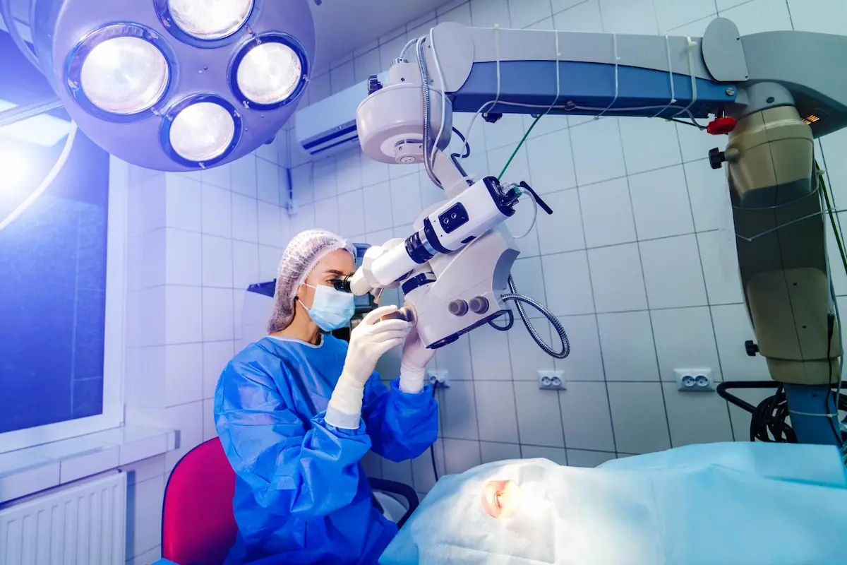 jenis operasi lasik
