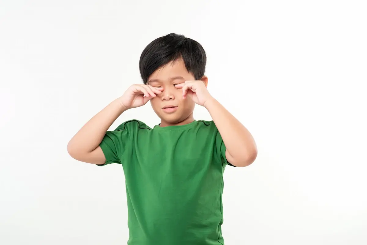 mata anak sering berkedip